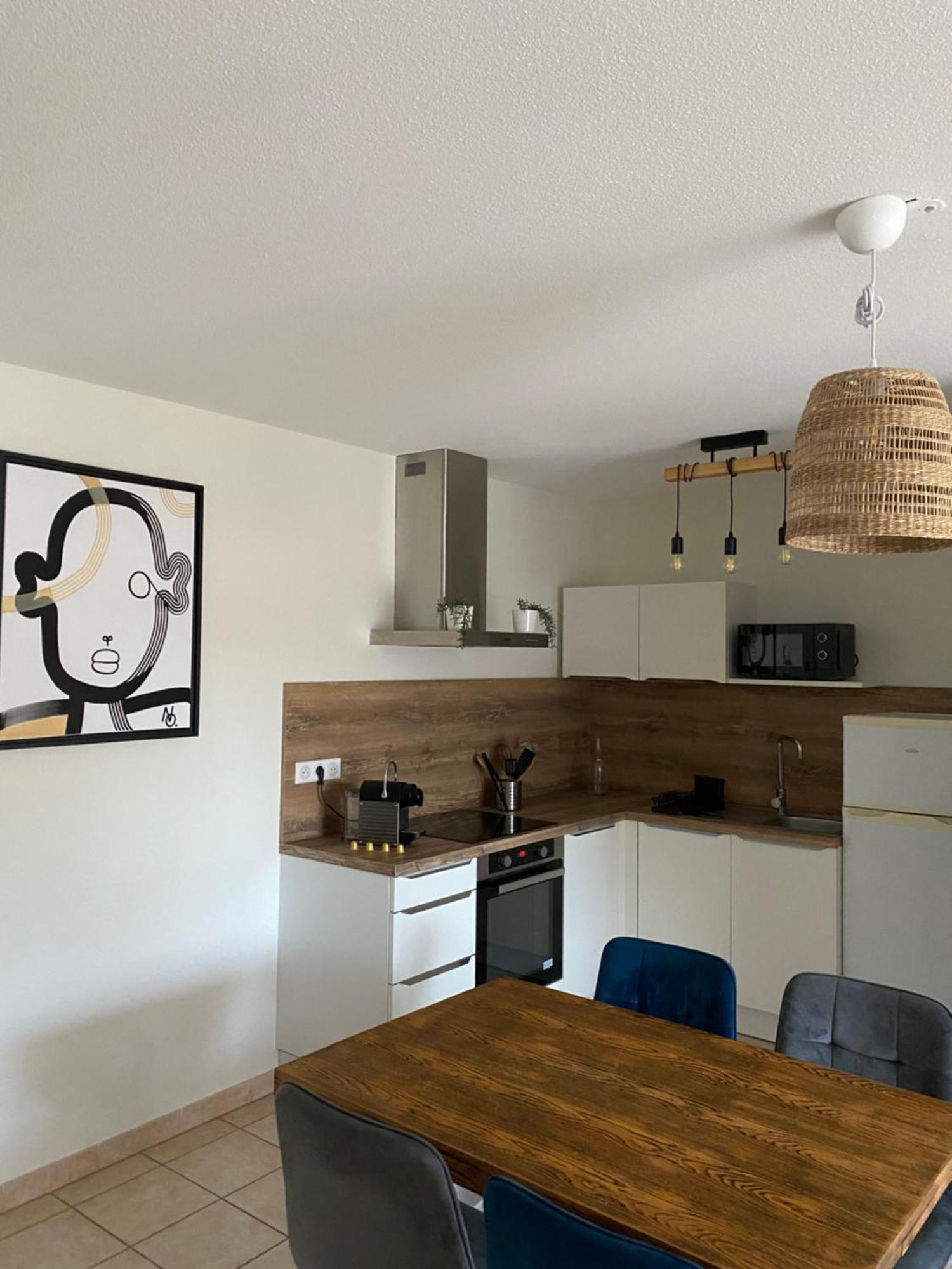 Sejour Evasion A Uzes Apartment Luaran gambar