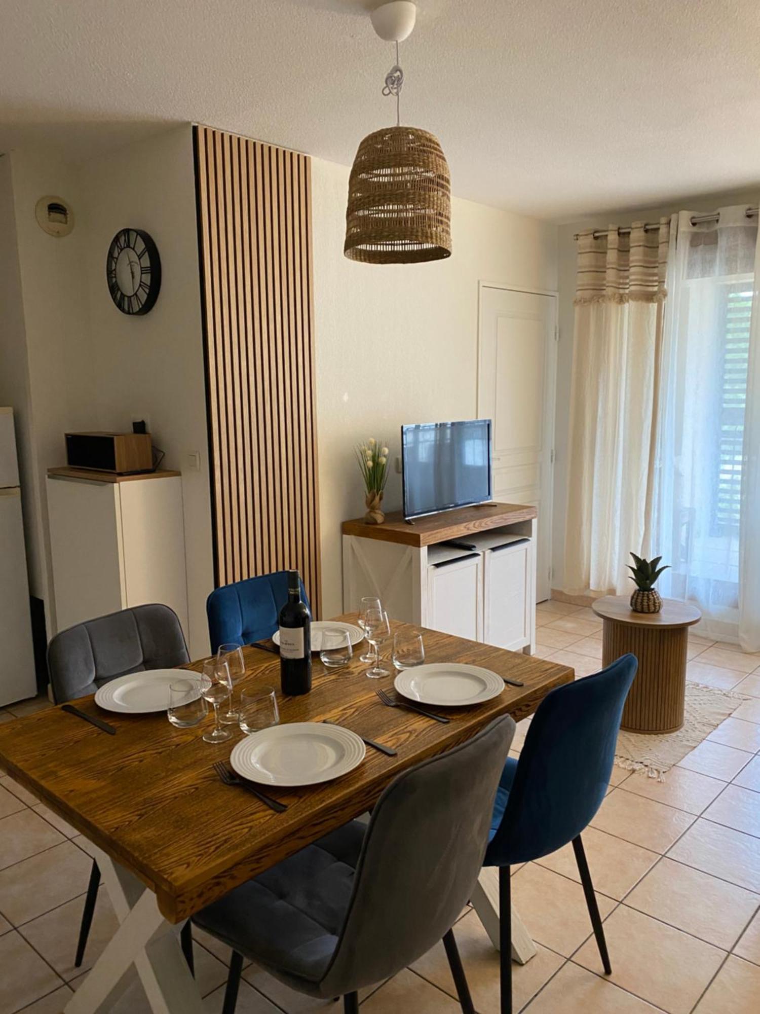 Sejour Evasion A Uzes Apartment Luaran gambar