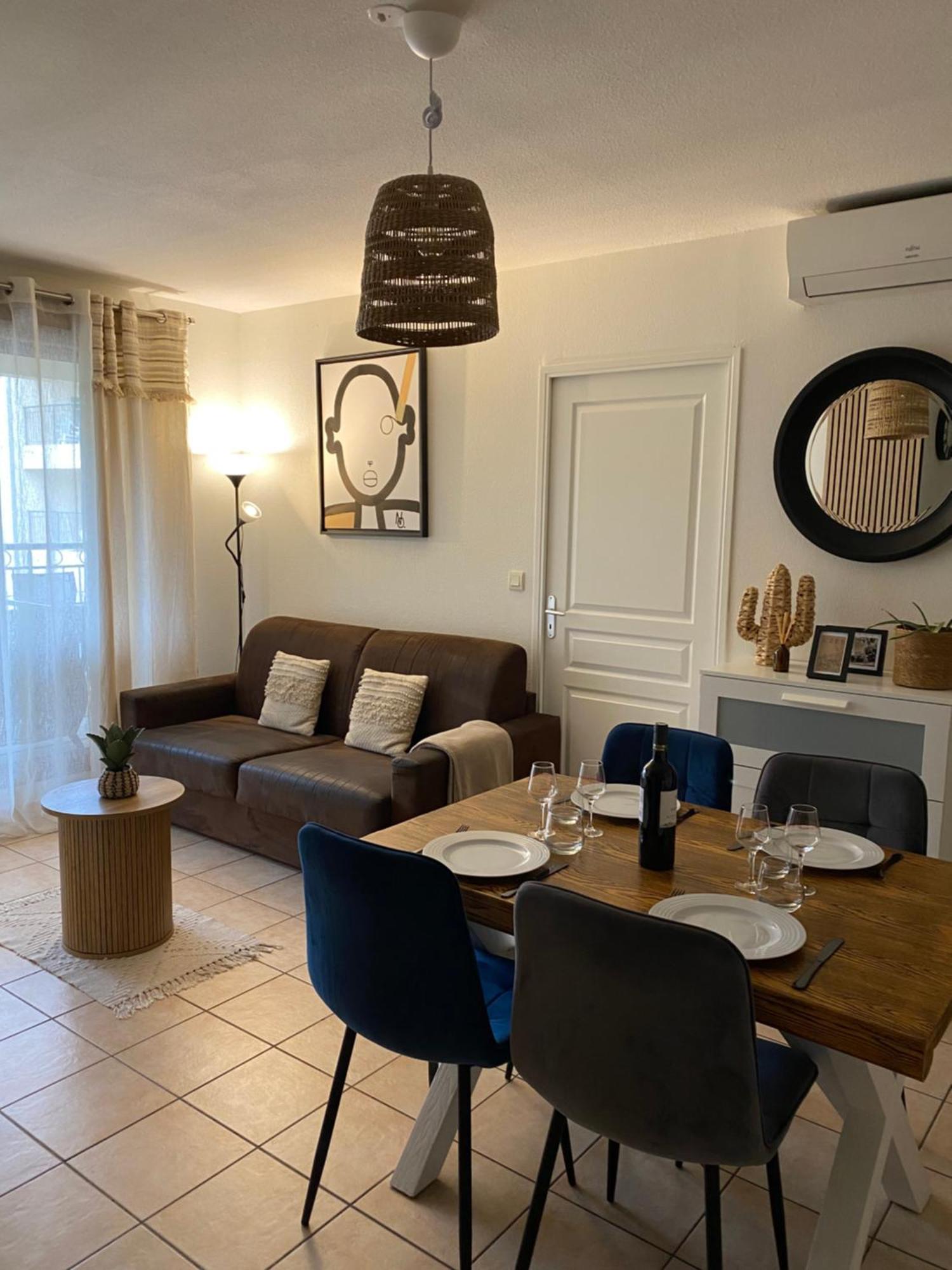 Sejour Evasion A Uzes Apartment Luaran gambar